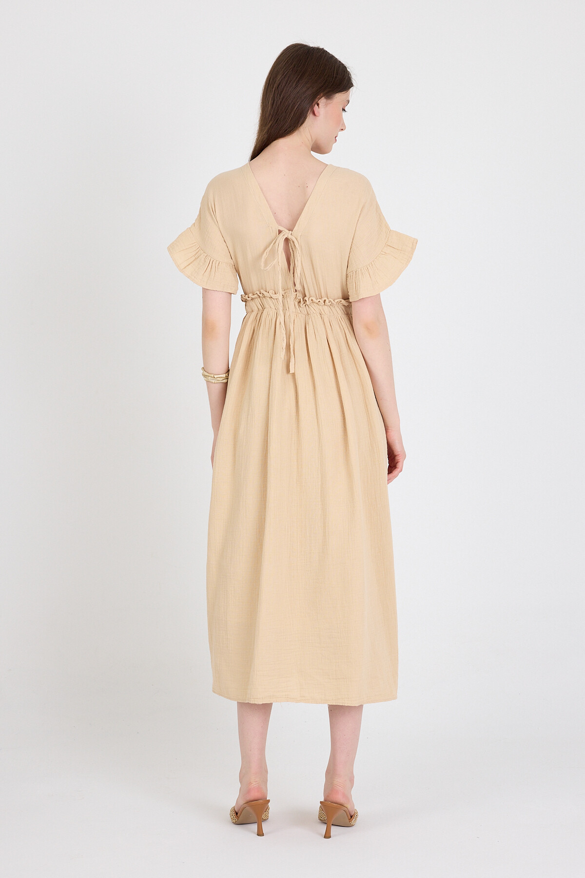 Bej %100 Pamuk Fırfır Kol Detaylı Düğmeli Elbise 4781A - 5