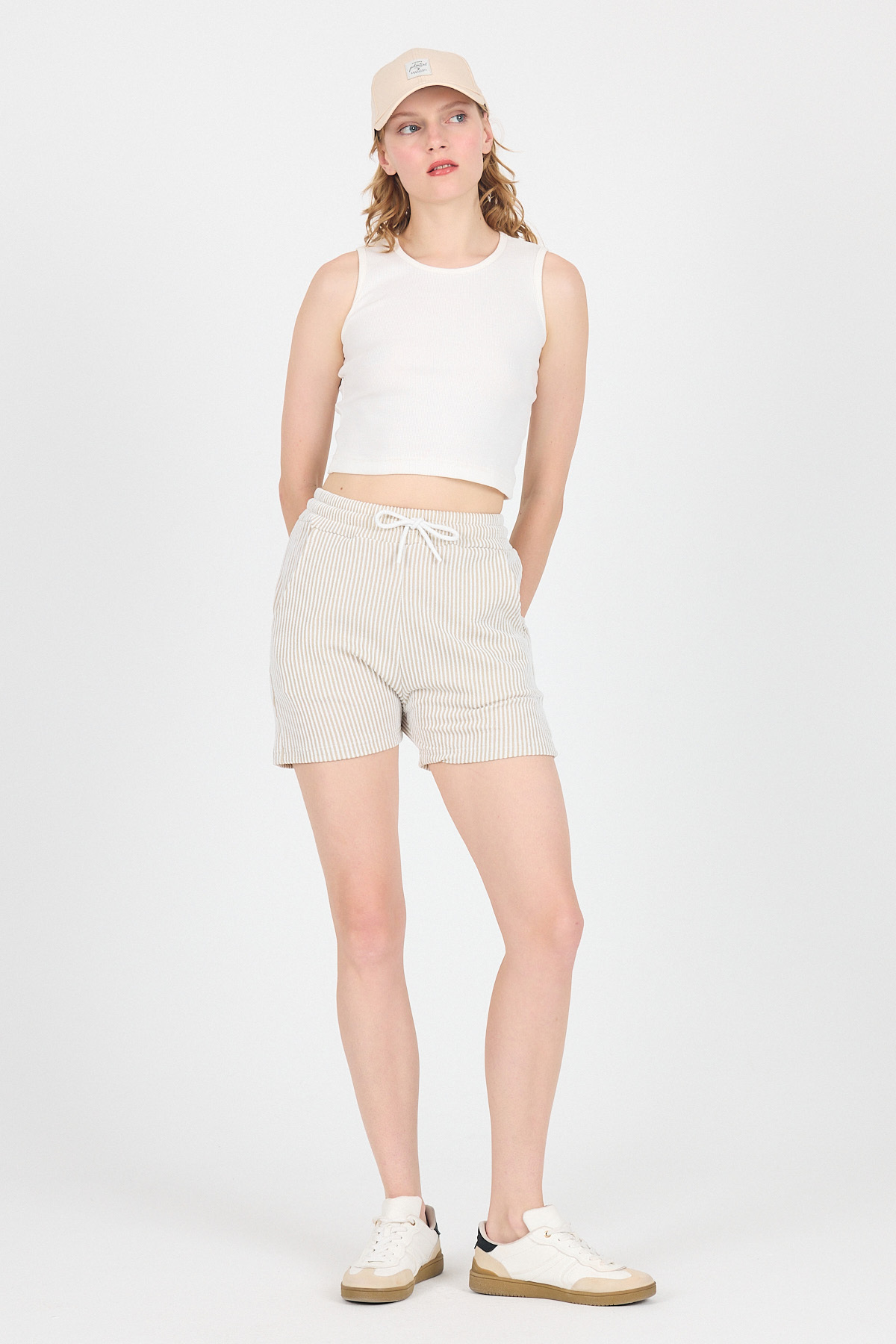 Bej Beli Lastikli Çizgili Dokuma Şort 4094 - RAYS