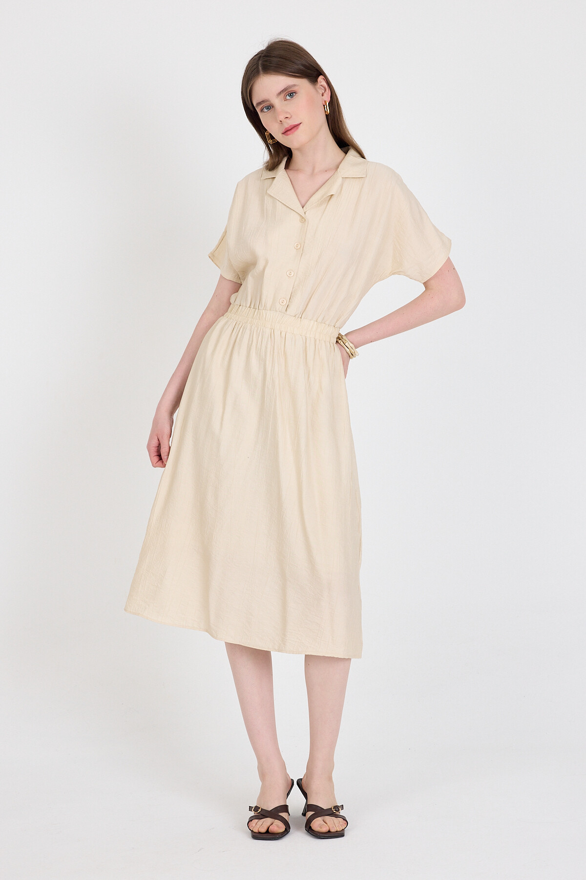 Bej Beli Lastikli Gömlek Yaka Kısa Kol Midi Elbise 4475A - 6