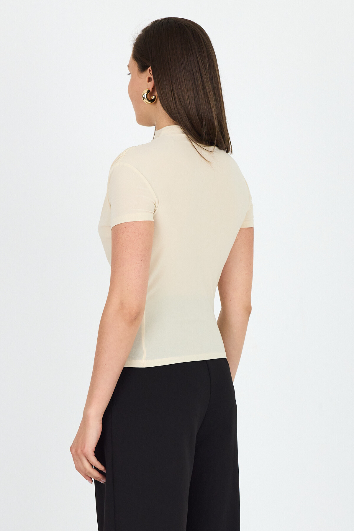 Bej Kısa Kol Büzgülü Sandy Bluz 2417 - 5