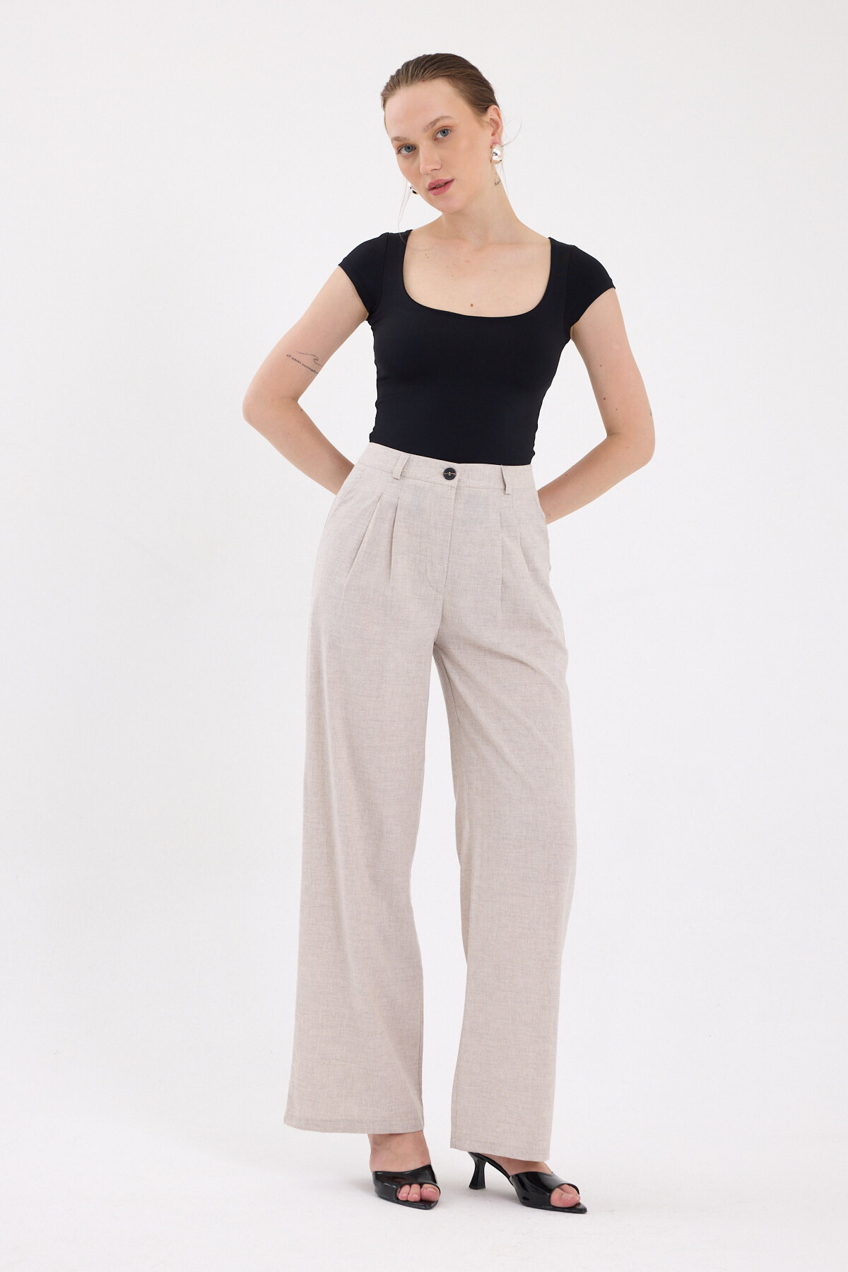Bej Pileli Palazzo Bol Paça Kadın Pantolon 4755A - RAYS