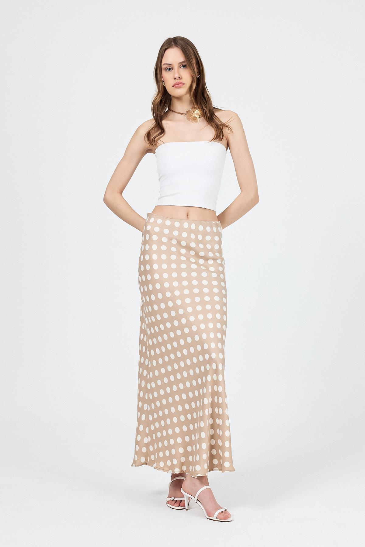 Bej Puantiye Desen Saten Midi Etek 9416 - RAYS