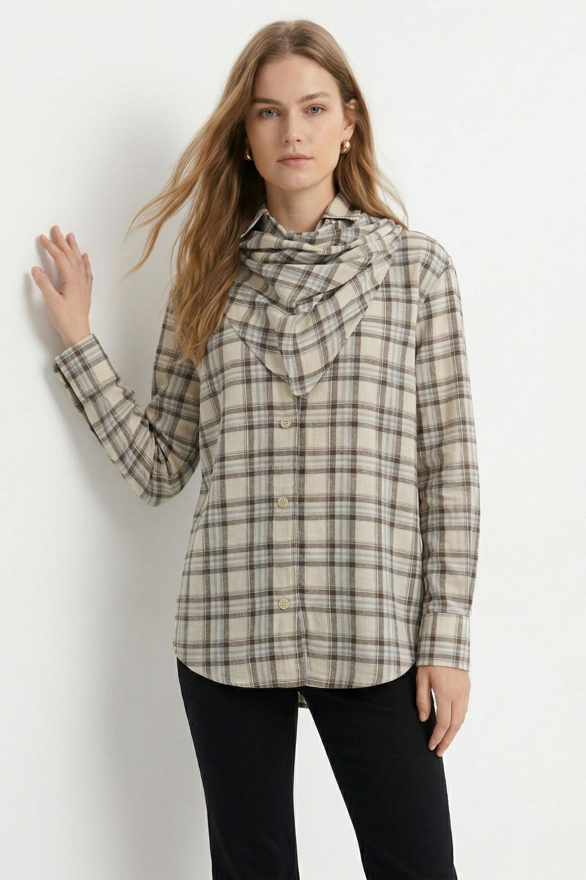 Bej Üçgen Fularlı Oversize Ekose Gömlek 5484 - 1