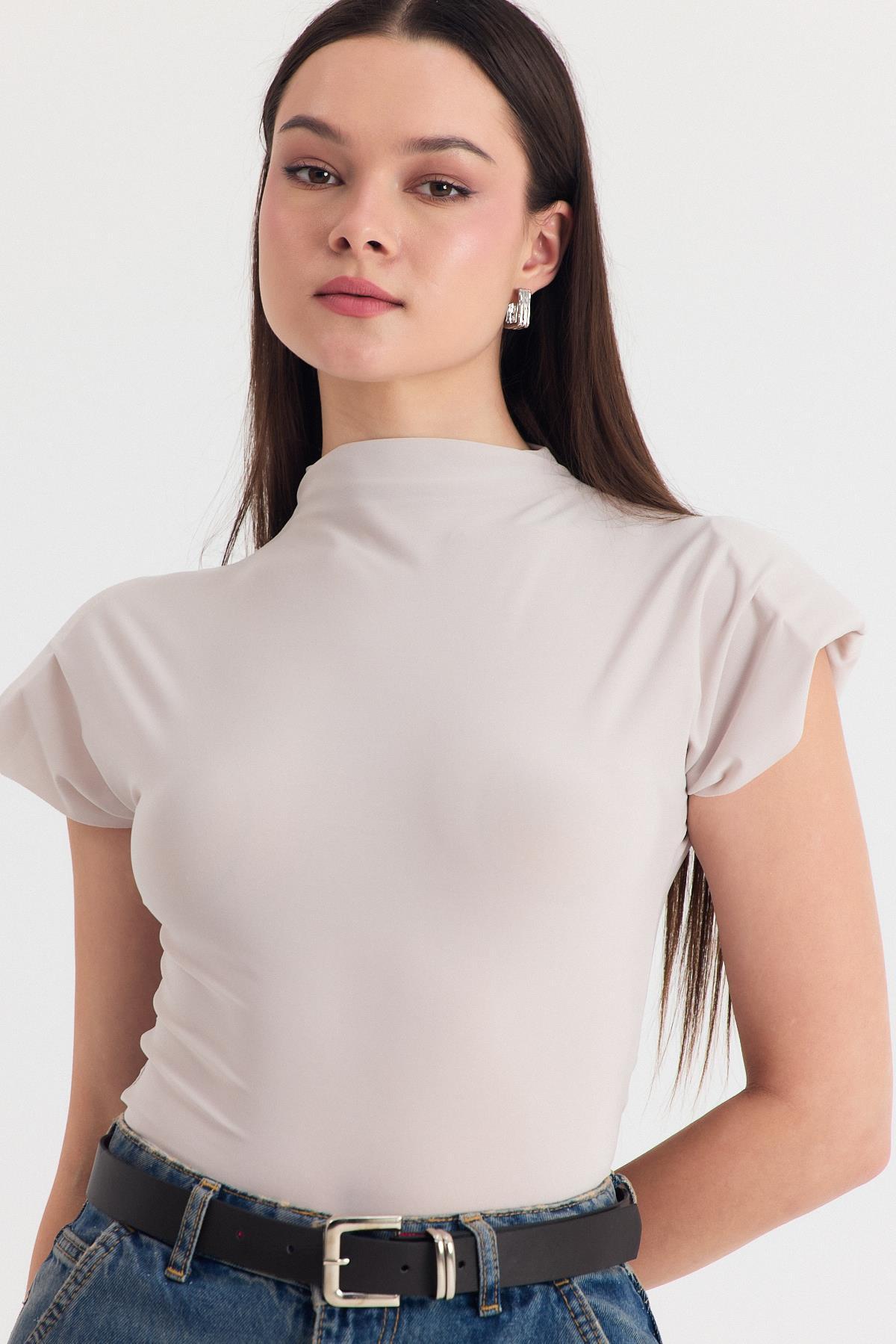 Bej Vatkalı Dik Yaka Drapeli Bluz 13185 - 2