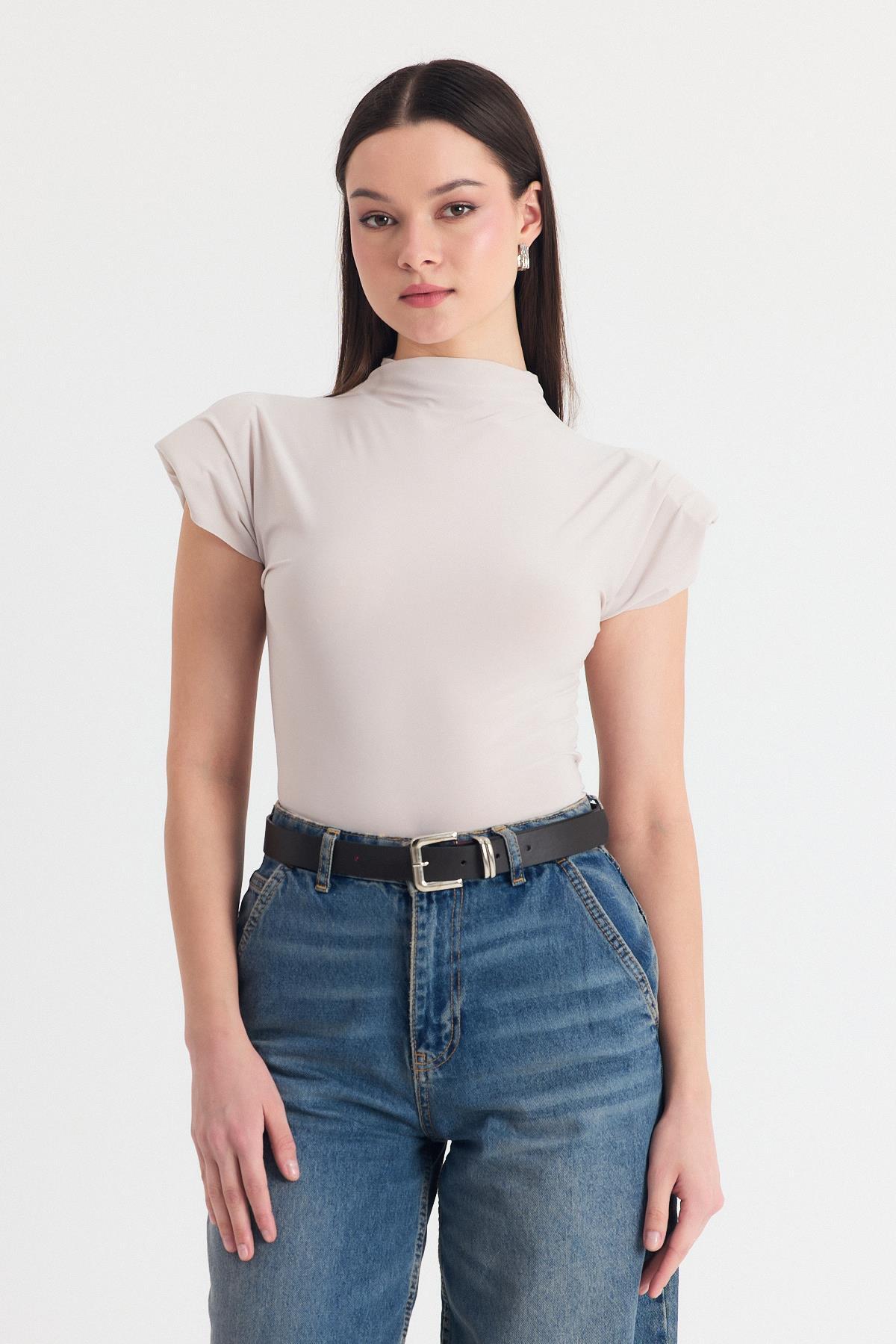 Bej Vatkalı Dik Yaka Drapeli Bluz 13185 