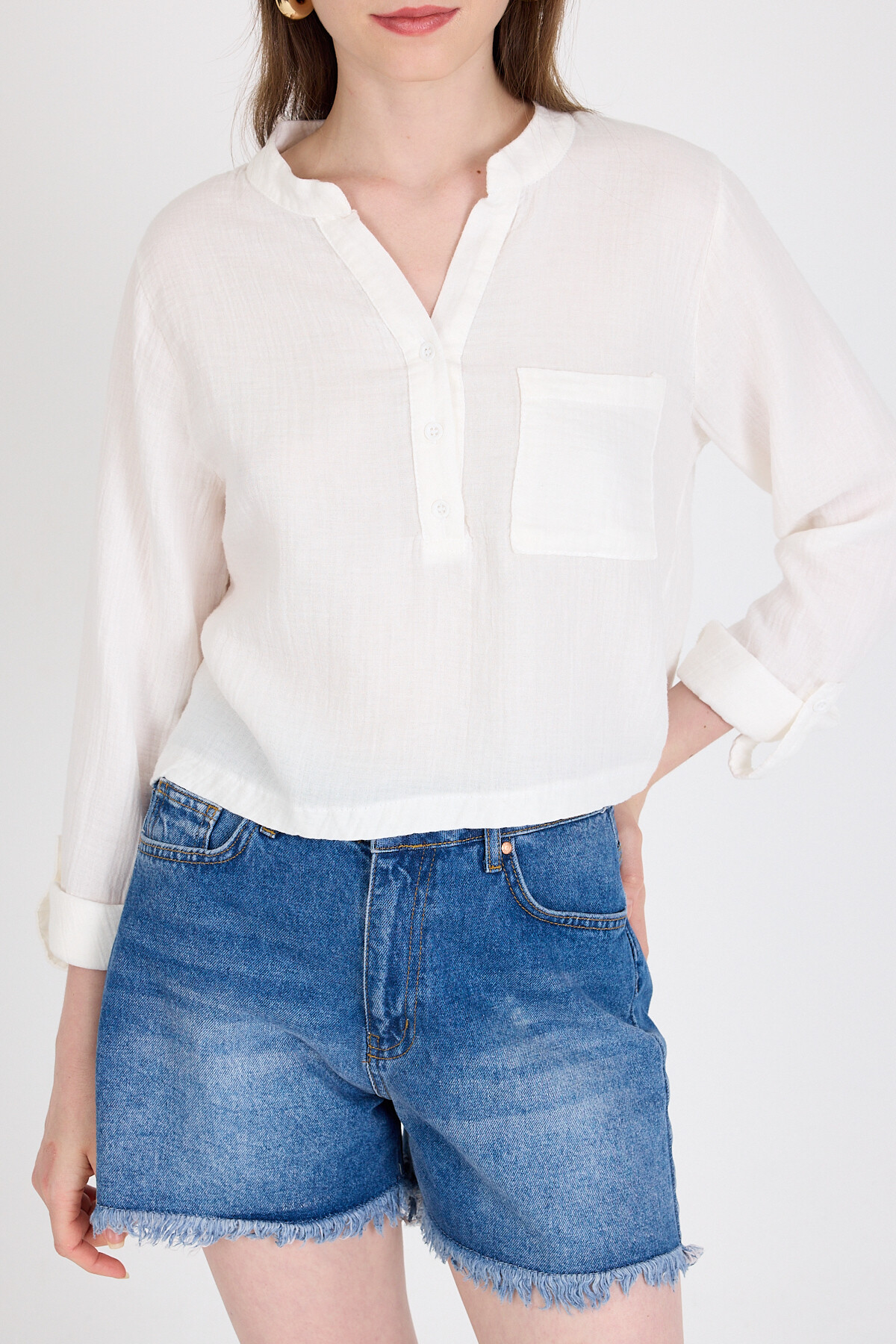 Beyaz %100 Pamuk Keten Görünümlü Hakim Yaka Crop Gömlek 4702A - 6