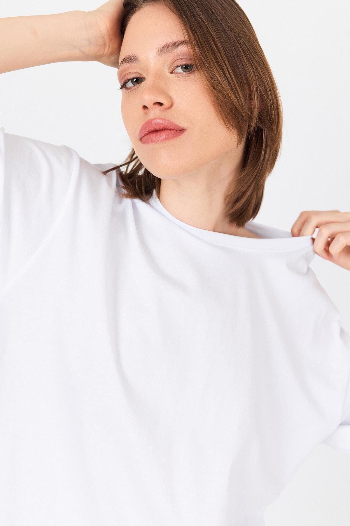 Beyaz Arka Yazı Baskılı Kalpli %100 Pamuk Oversize Tişört 2150-33M - 4