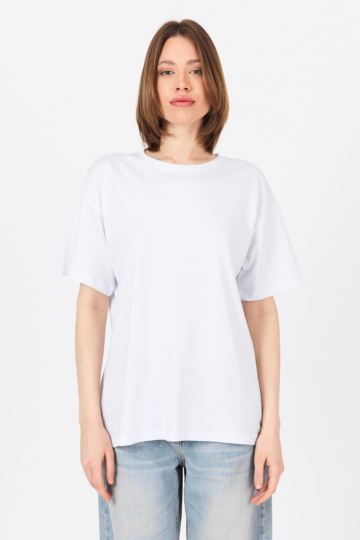 Beyaz Arka Yazı Baskılı Kalpli %100 Pamuk Oversize Tişört 2150-33M - 1