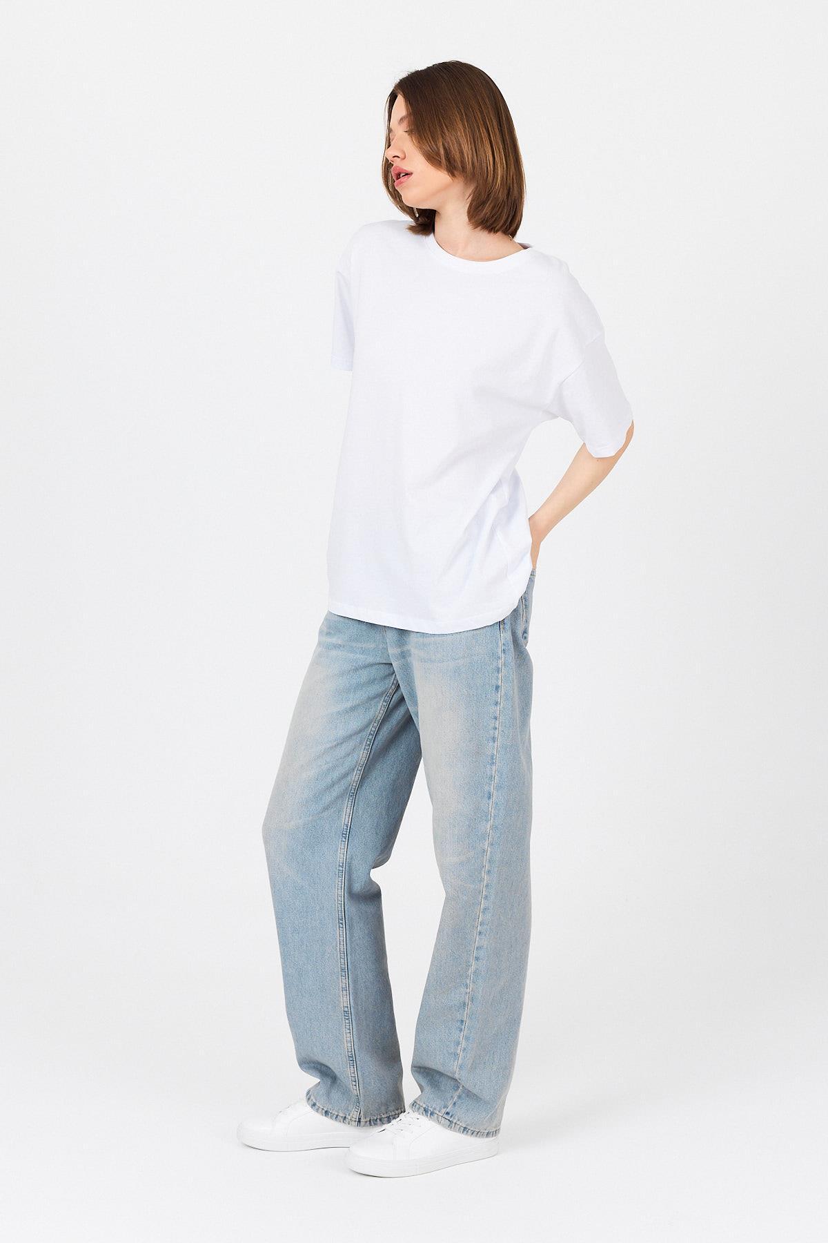 Beyaz Arka Yazı Baskılı Kalpli %100 Pamuk Oversize Tişört 2150-33M - 7