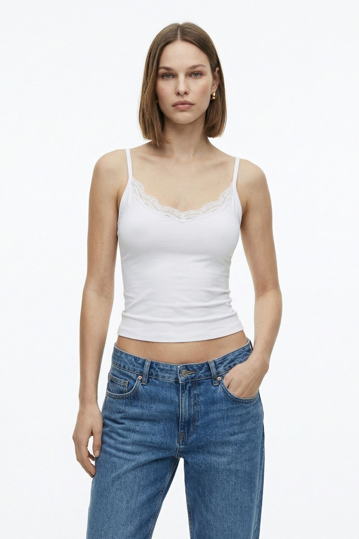 Beyaz Askılı Dantel Yaka Bluz 2770 - 1