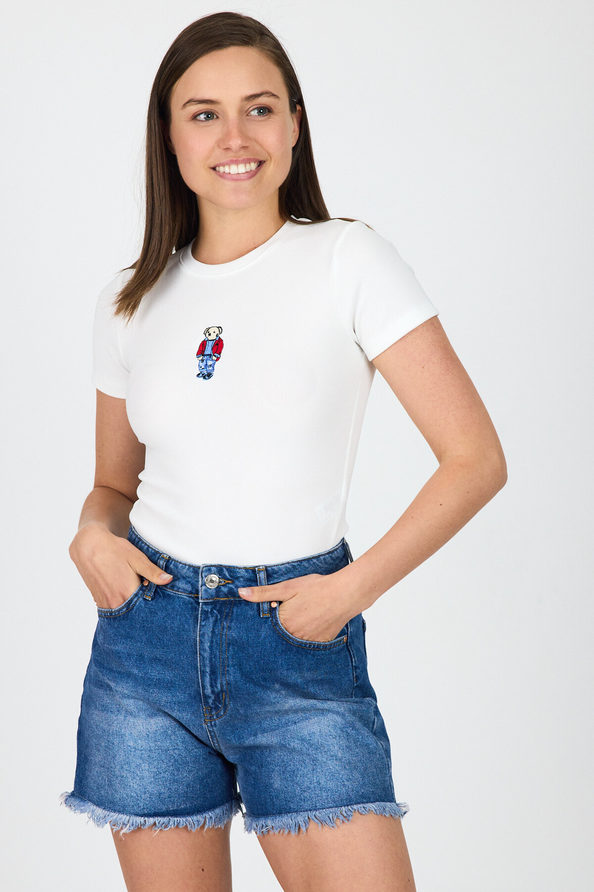 Beyaz Ayıcık Nakış İşlemeli Crop Tişört 9203M - 7