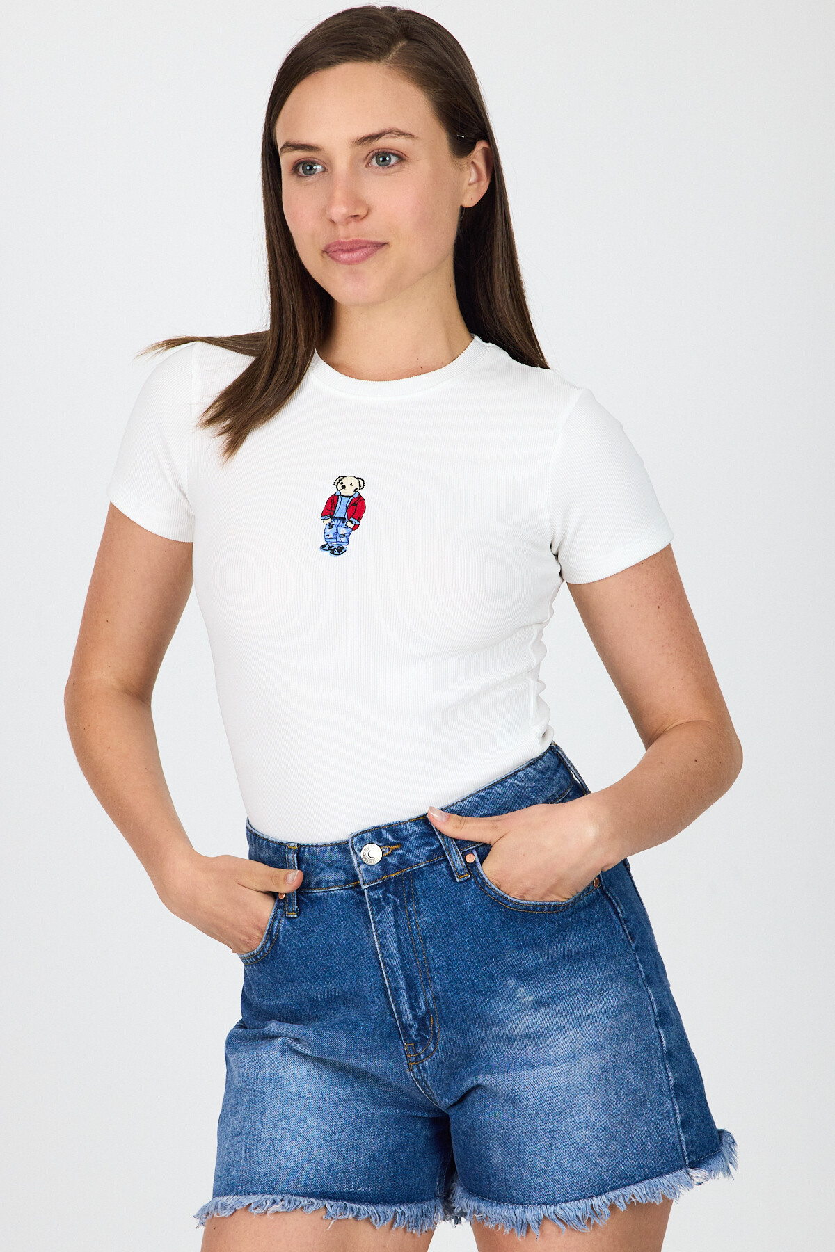 Beyaz Ayıcık Nakış İşlemeli Crop Tişört 9203M - 6