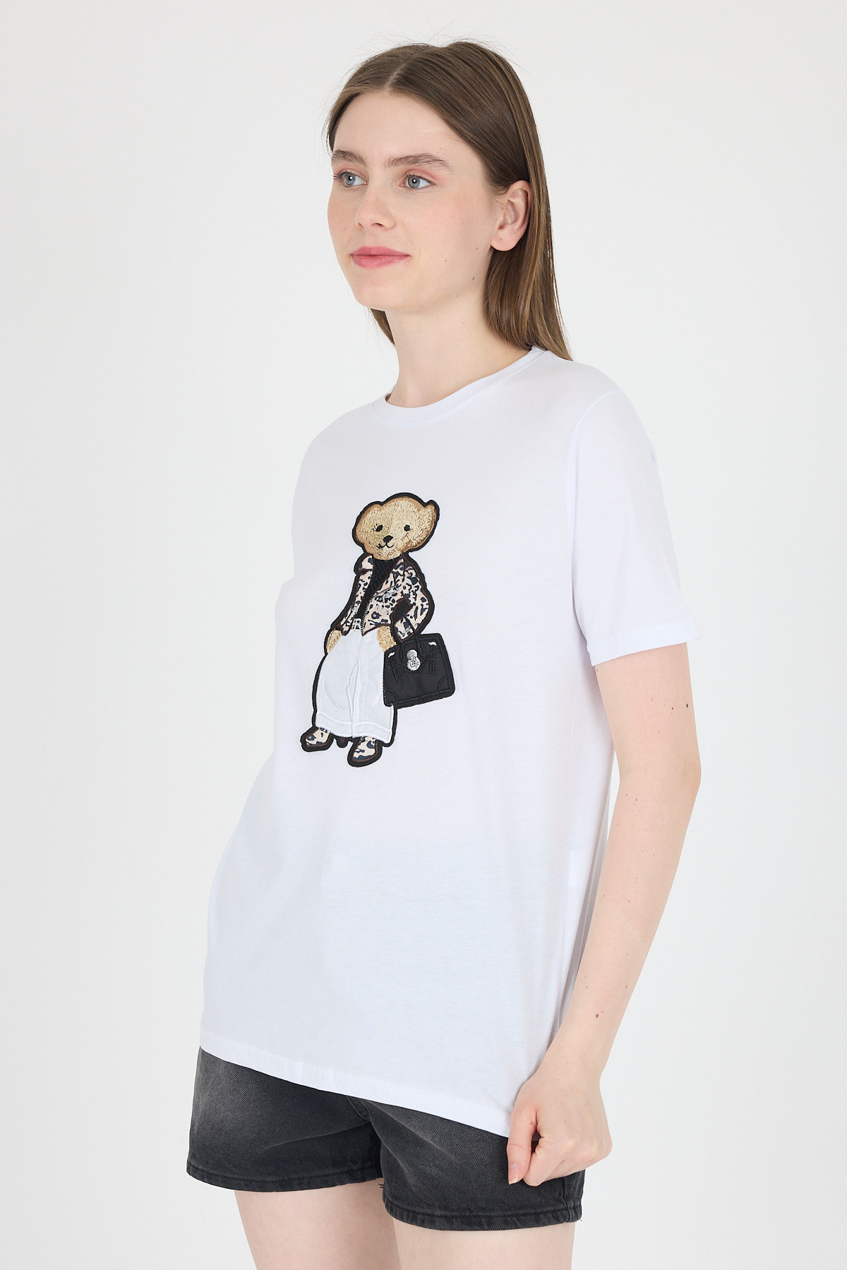 Beyaz Ayıcık Nakışlı Regular Fit Tişört 252502 - 2