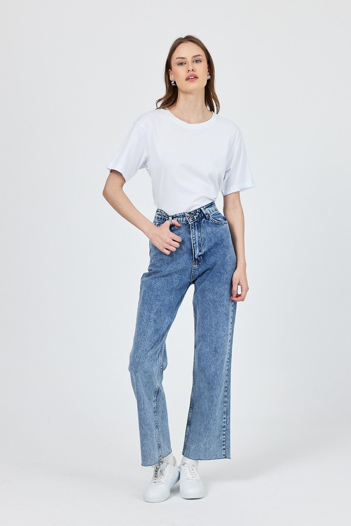 Beyaz Bisiklet Yaka %100 Pamuk Relaxed Fit Tişört 2142M - 7