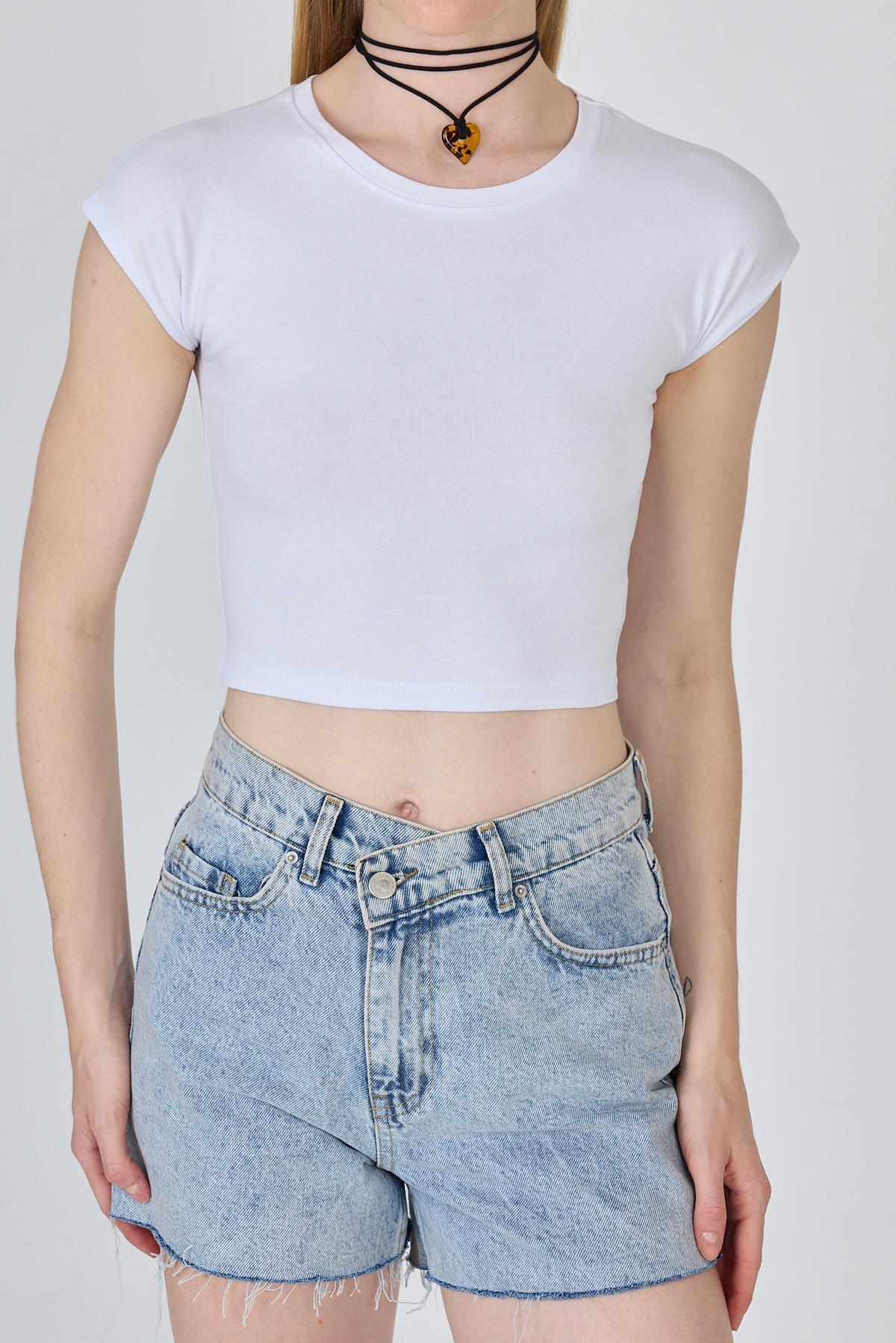 Beyaz Bisiklet Yaka Pamuklu Slim Fit Crop Tişört 9199M - 6