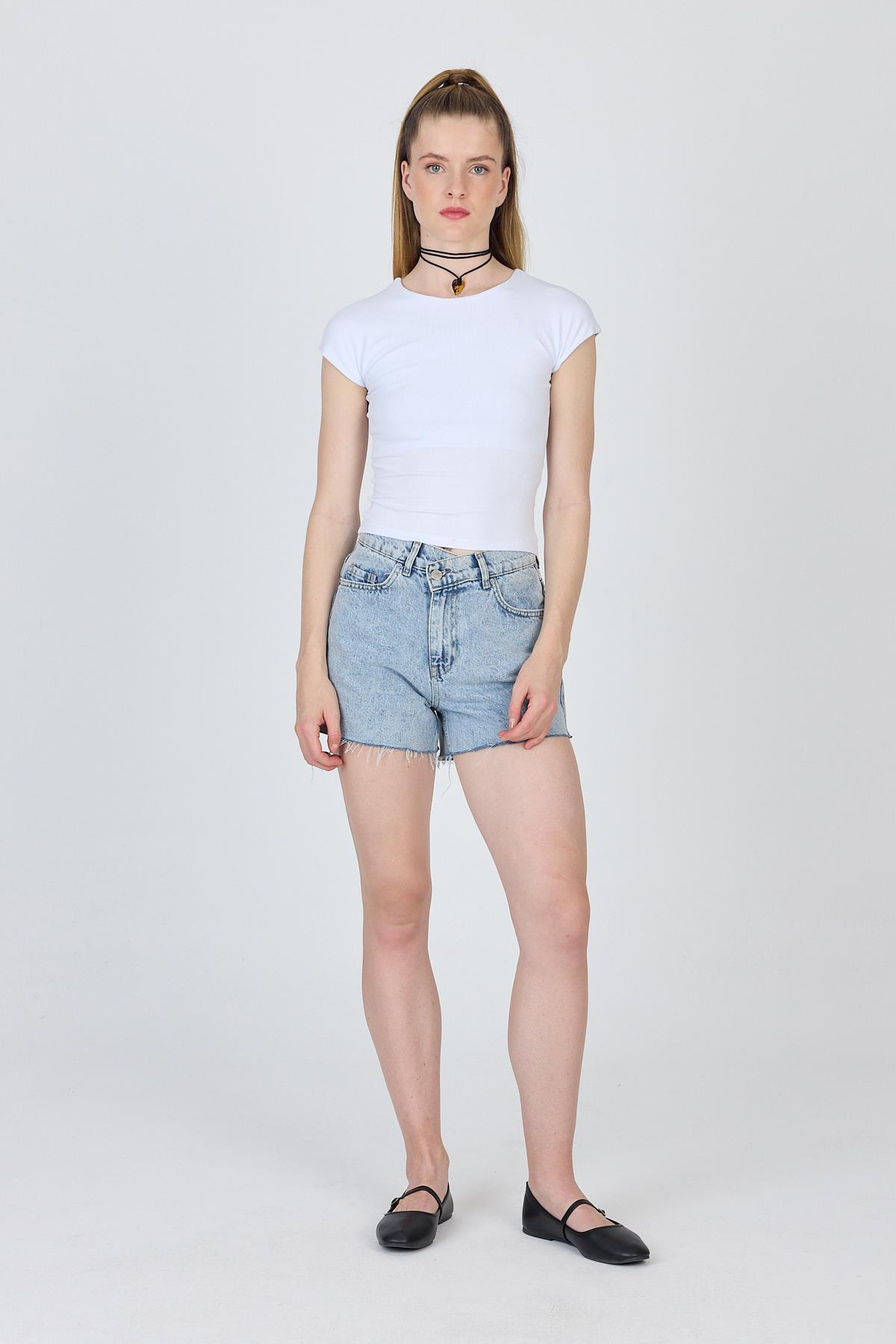 Beyaz Bisiklet Yaka Pamuklu Slim Fit Tişört 9190 - 2