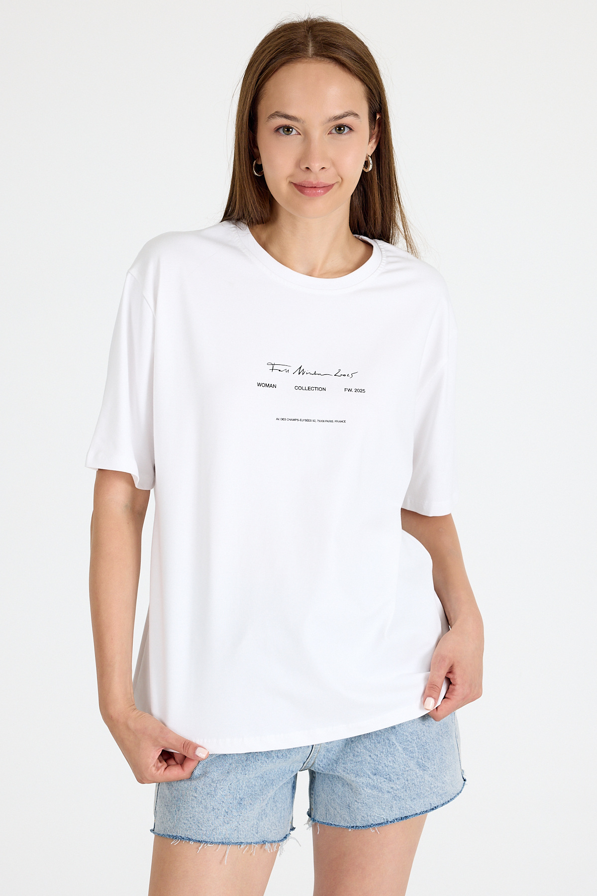 Beyaz Bisiklet Yaka Yazı Baskılı Oversize Tişört 5832 - 1