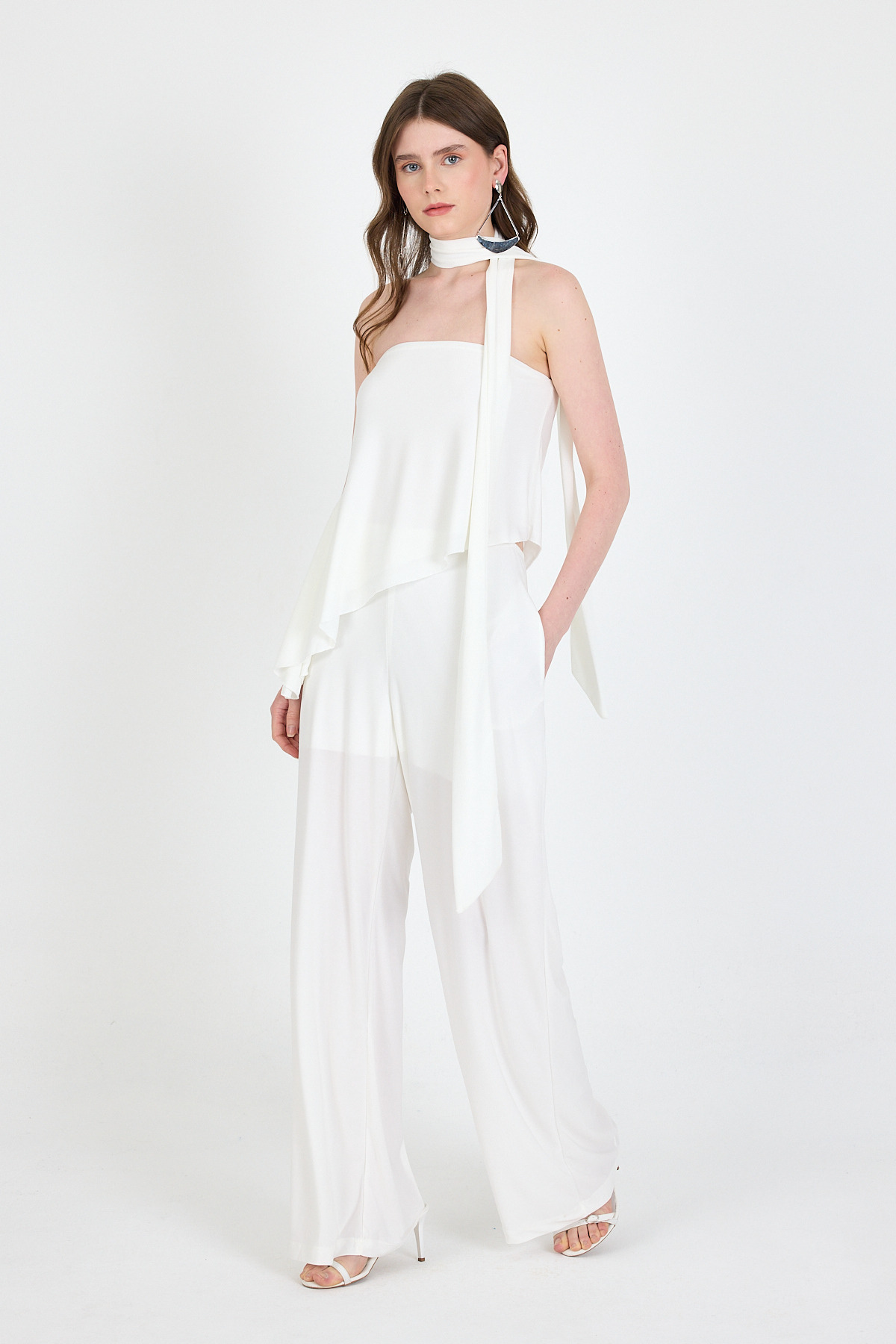 Beyaz Fularlı Pantolon Bluz İkili Takım 5224 