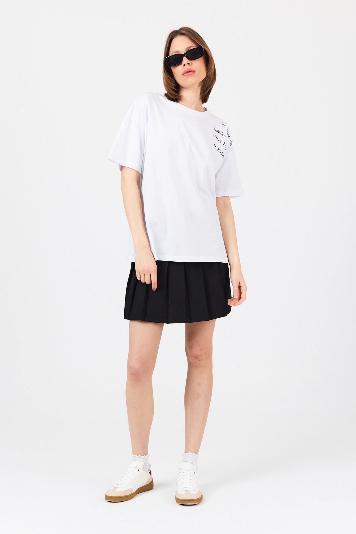 Beyaz Göğüs Yazı Baskılı Pamuklu Oversize Tişört 2150-31M - 2