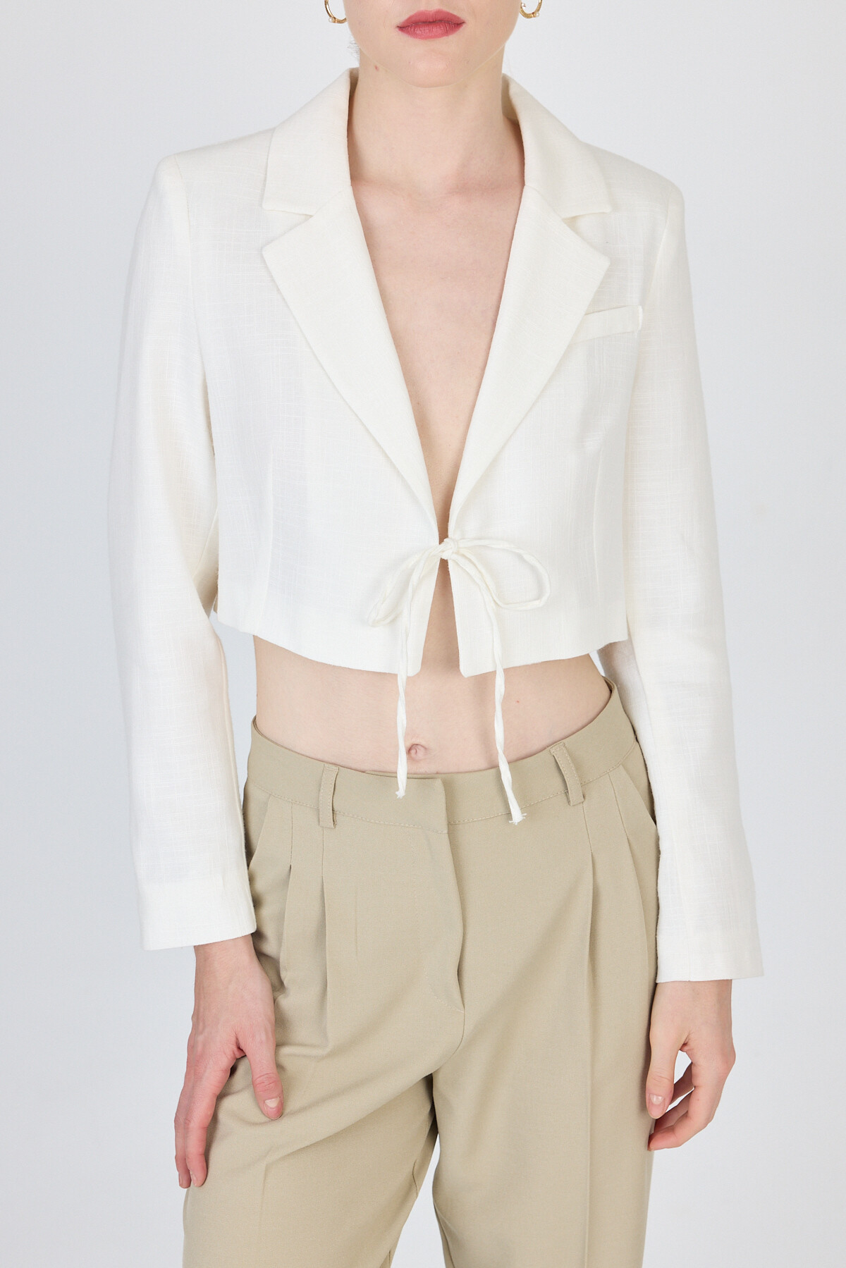 Beyaz Keten Görünümlü %100 Pamuk Bağlama Detaylı Crop Blazer Ceket 7070 - 6