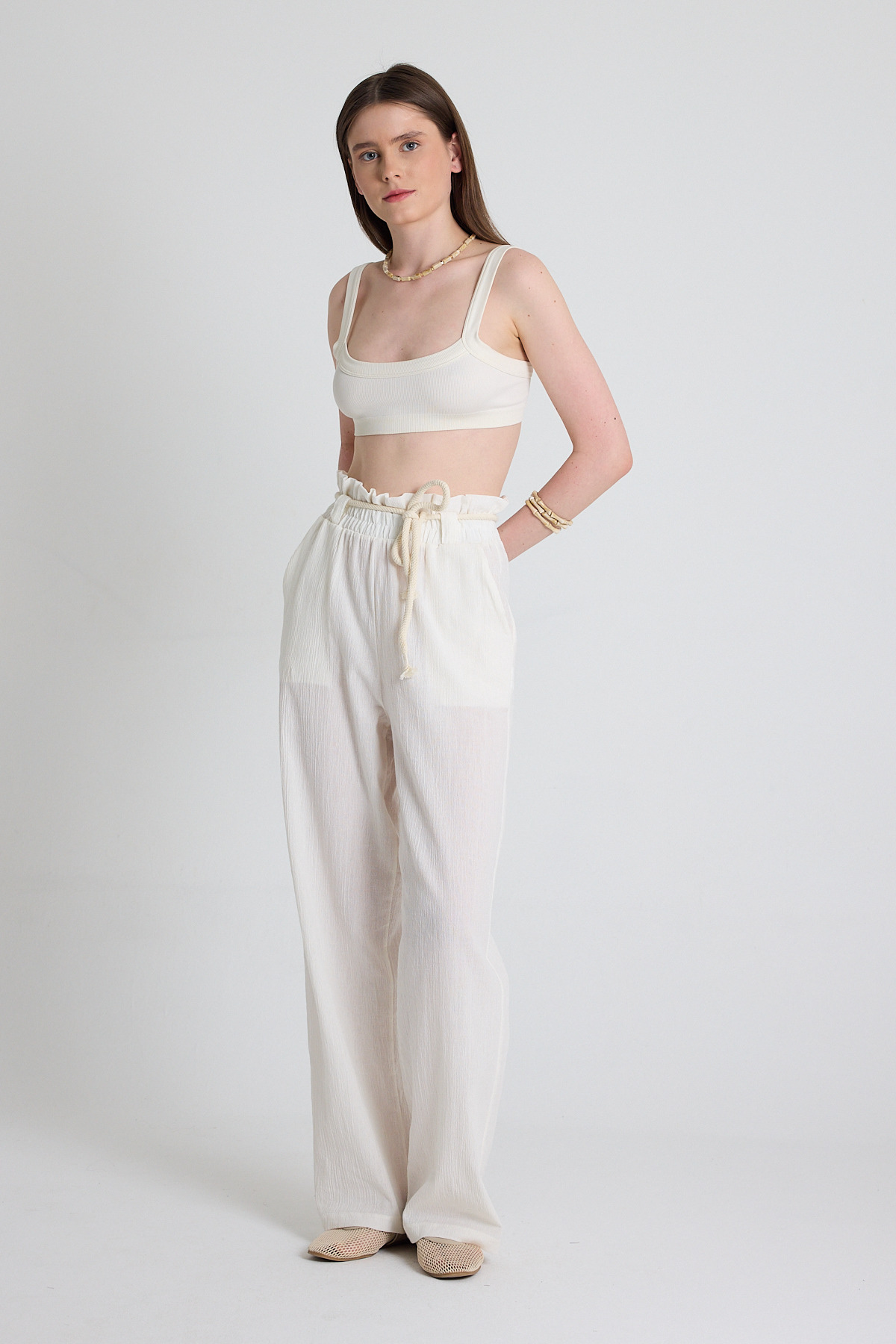 Beyaz Keten Görünümlü %100 Pamuk Büzgülü Bel Hasır Kemerli Bol Paça Pantolon 6941 - RAYS