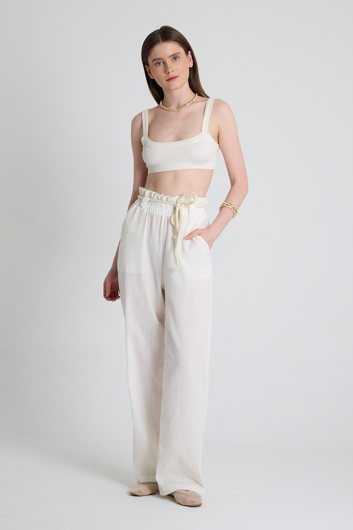 Beyaz Keten Görünümlü %100 Pamuk Büzgülü Bel Hasır Kemerli Bol Paça Pantolon 6941 - RAYS