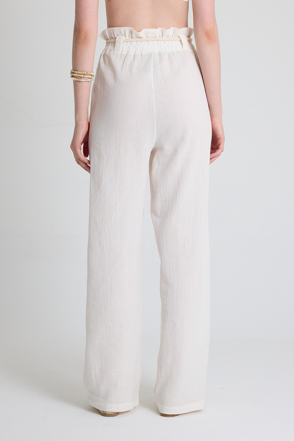Beyaz Keten Görünümlü %100 Pamuk Büzgülü Bel Hasır Kemerli Bol Paça Pantolon 6941 - 6