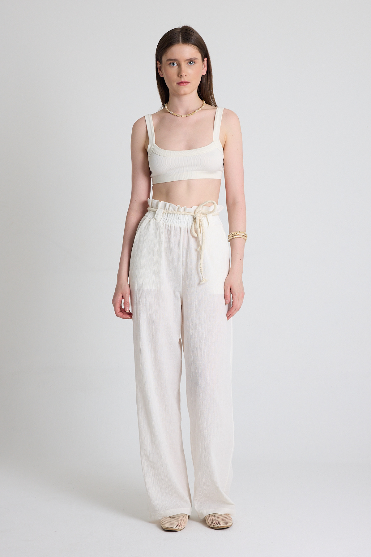 Beyaz Keten Görünümlü %100 Pamuk Büzgülü Bel Hasır Kemerli Bol Paça Pantolon 6941 - 1