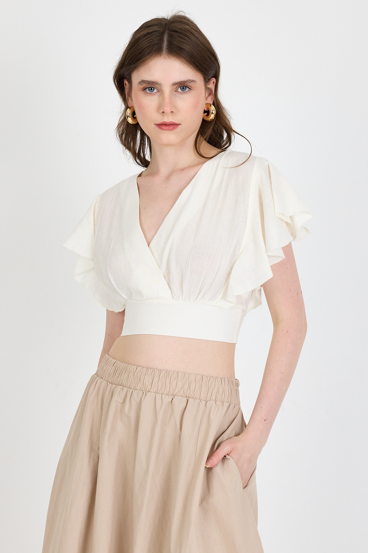 Beyaz Keten Görünümlü %100 Pamuk Fırfır Kol Detaylı Crop Bluz 6942 - 2