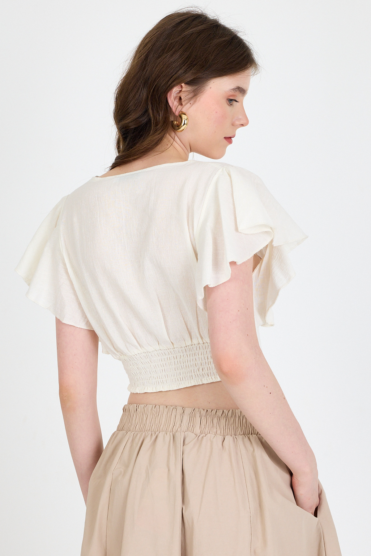 Beyaz Keten Görünümlü %100 Pamuk Fırfır Kol Detaylı Crop Bluz 6942 - 5