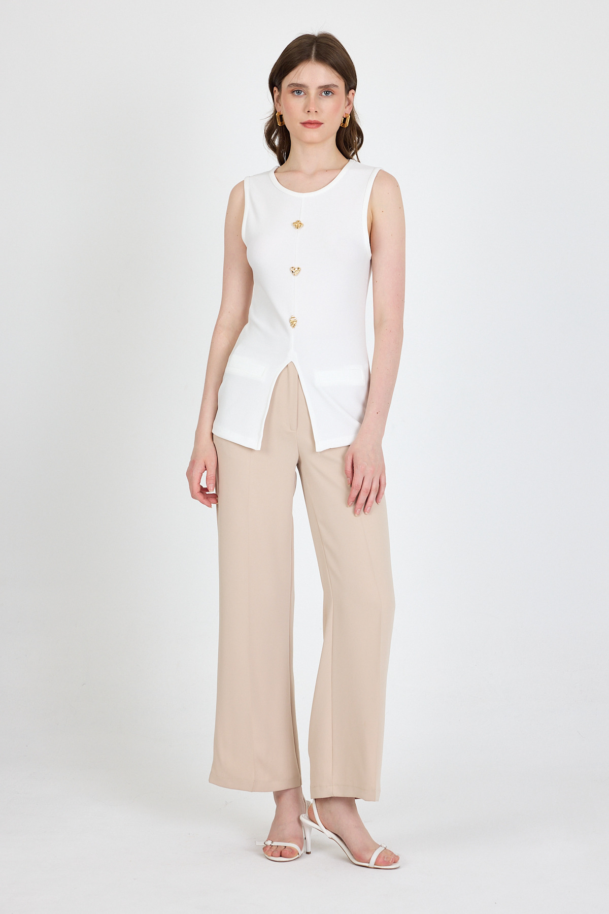 Beyaz Kolsuz Düğme Detaylı Cep Detaylı Bluz 017 - RAYS