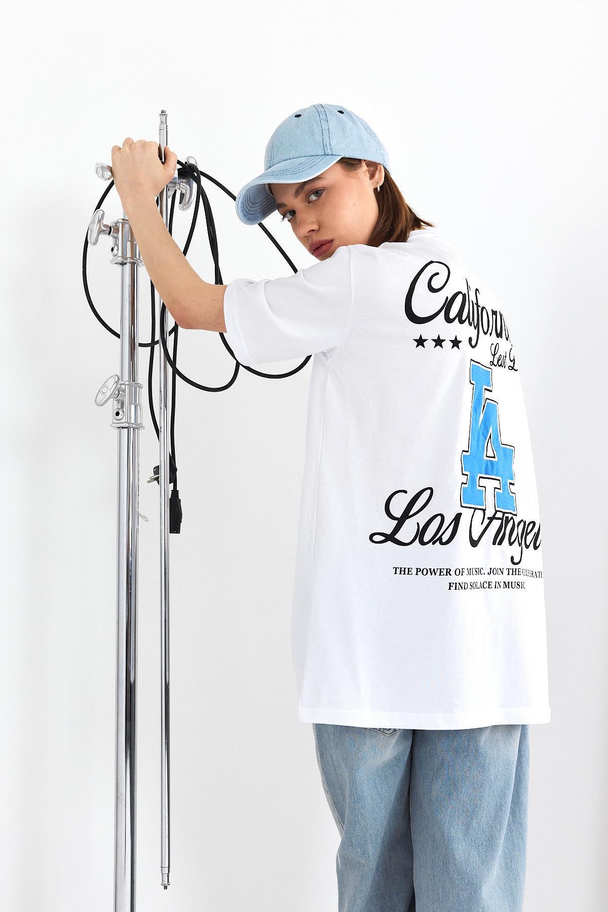 Beyaz LA Baskılı California Yazılı Oversize Tişört 5197 - RAYS