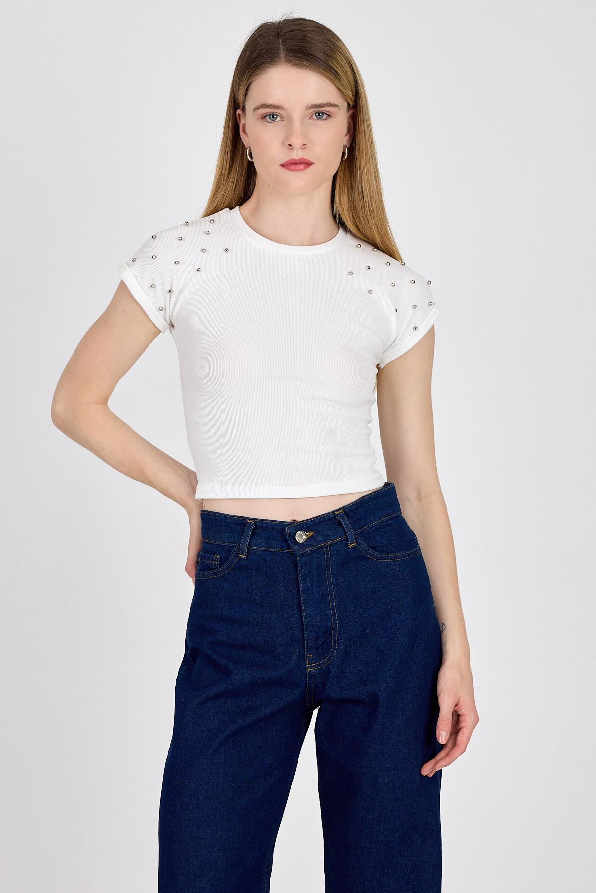 Beyaz Omuz Boncuk Detaylı Slim Fit Crop Tişört 9208M - 6