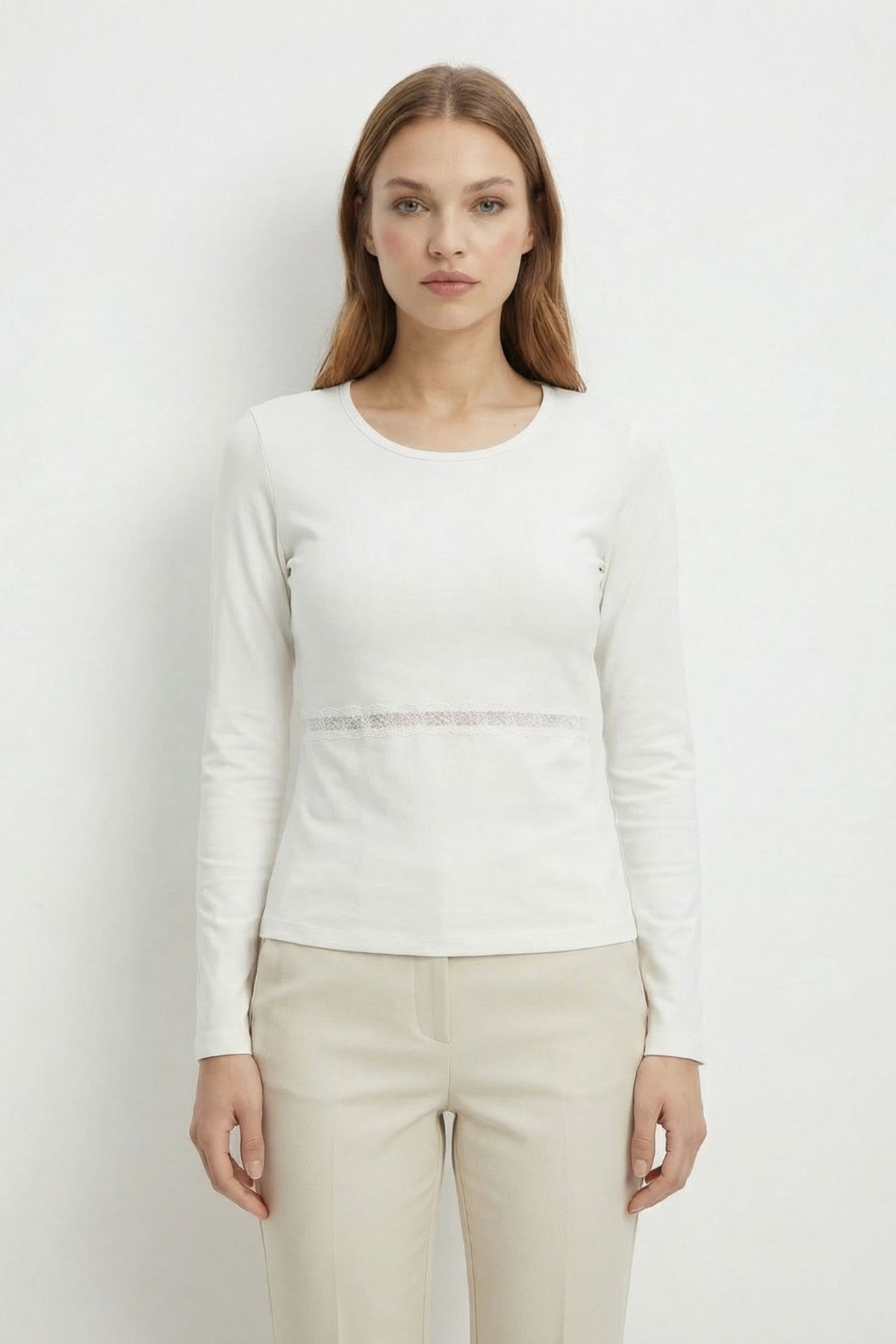 Beyaz Omuz Dantel Uzun Kol Bluz 14371 - RAYS (1)