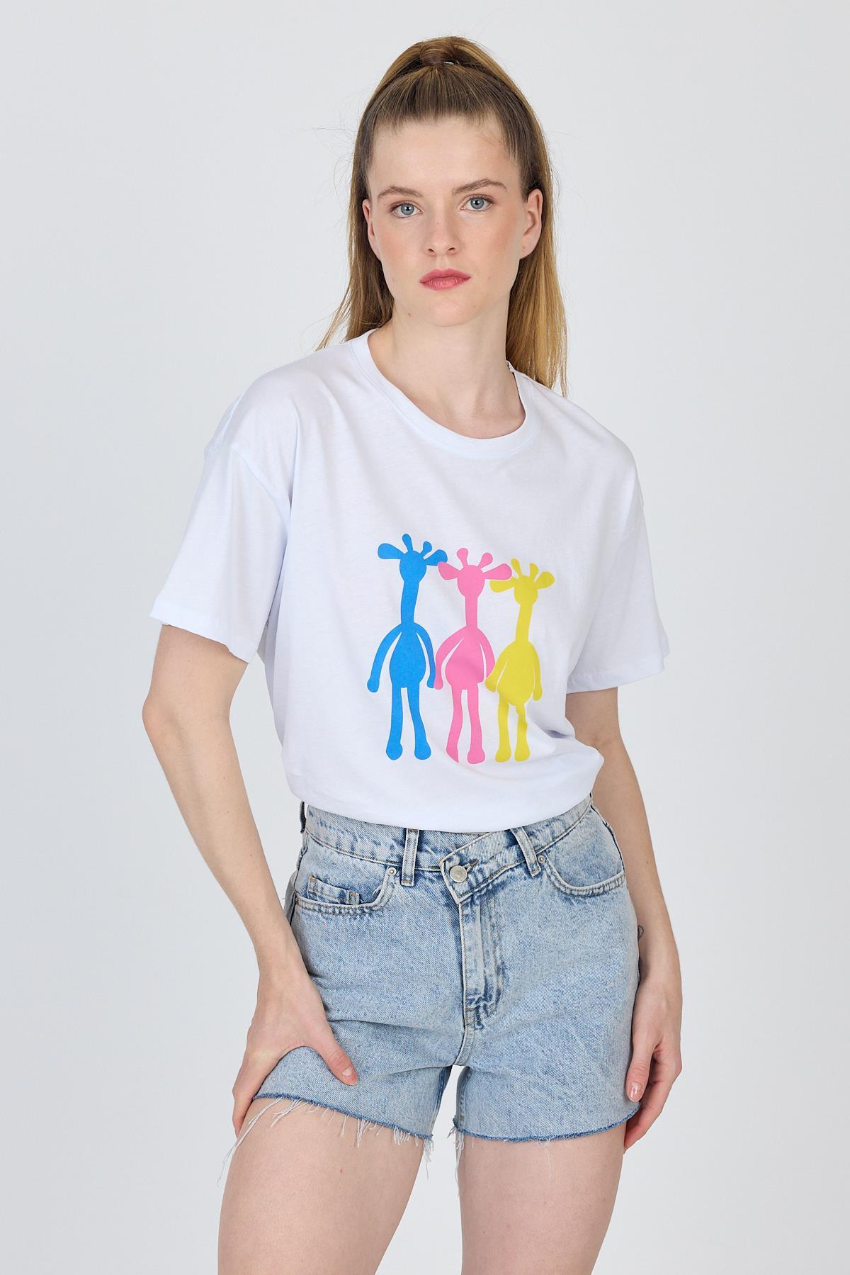 Beyaz Oversize Zürafa Baskılı Tişört 2150-12M - 6