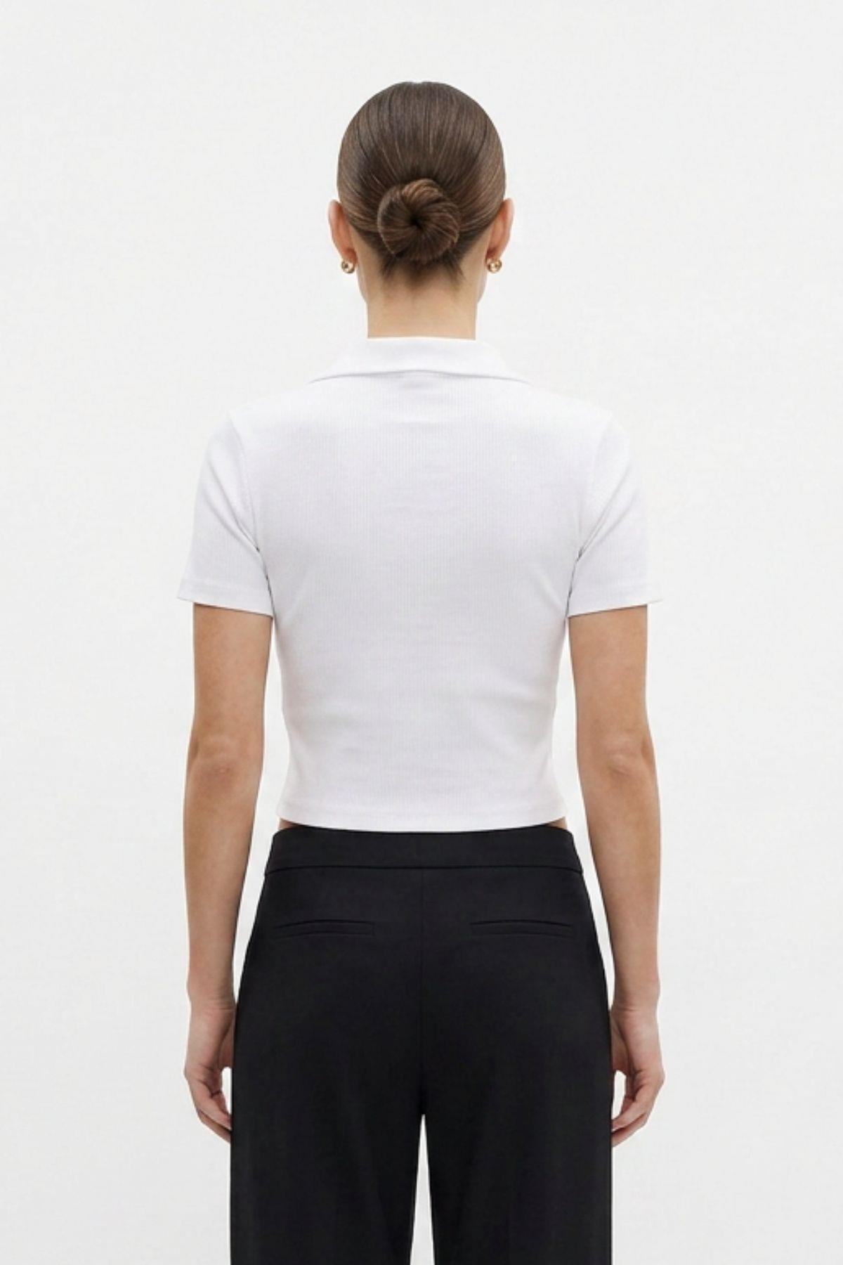 Beyaz Polo Yaka Kısa Kol Crop Tişört 1024 - RAYS