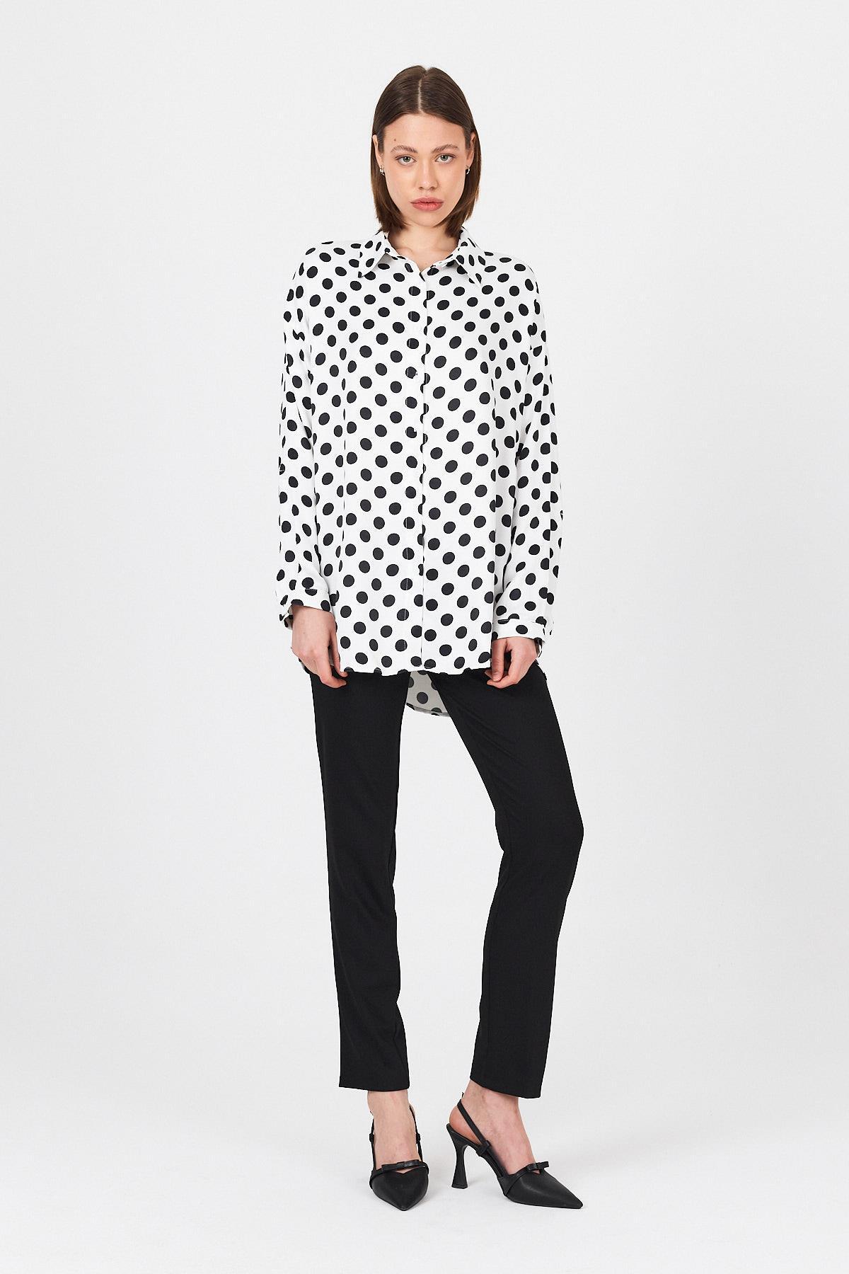 Beyaz Puantiye Desen Oversize Saten Gömlek 9411 - 2