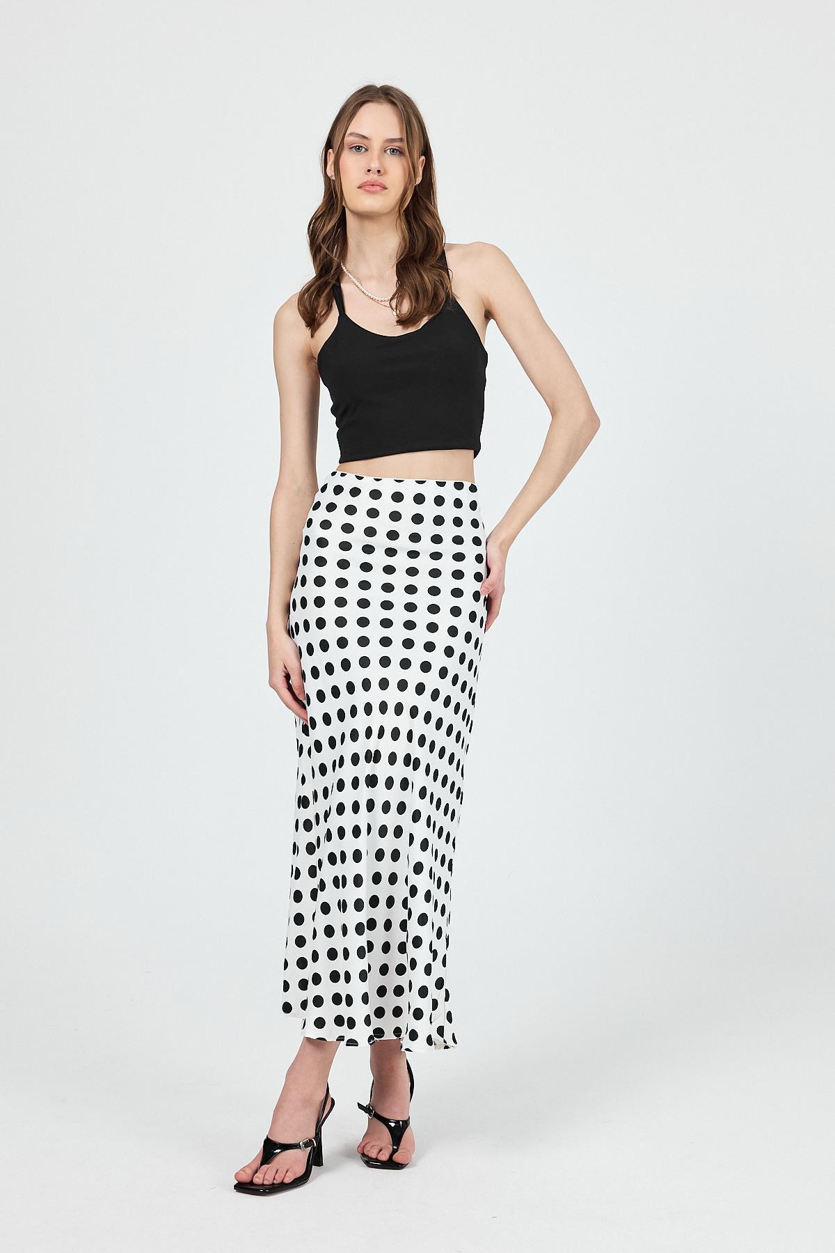 Beyaz Puantiye Desen Saten Midi Etek 9416 - RAYS