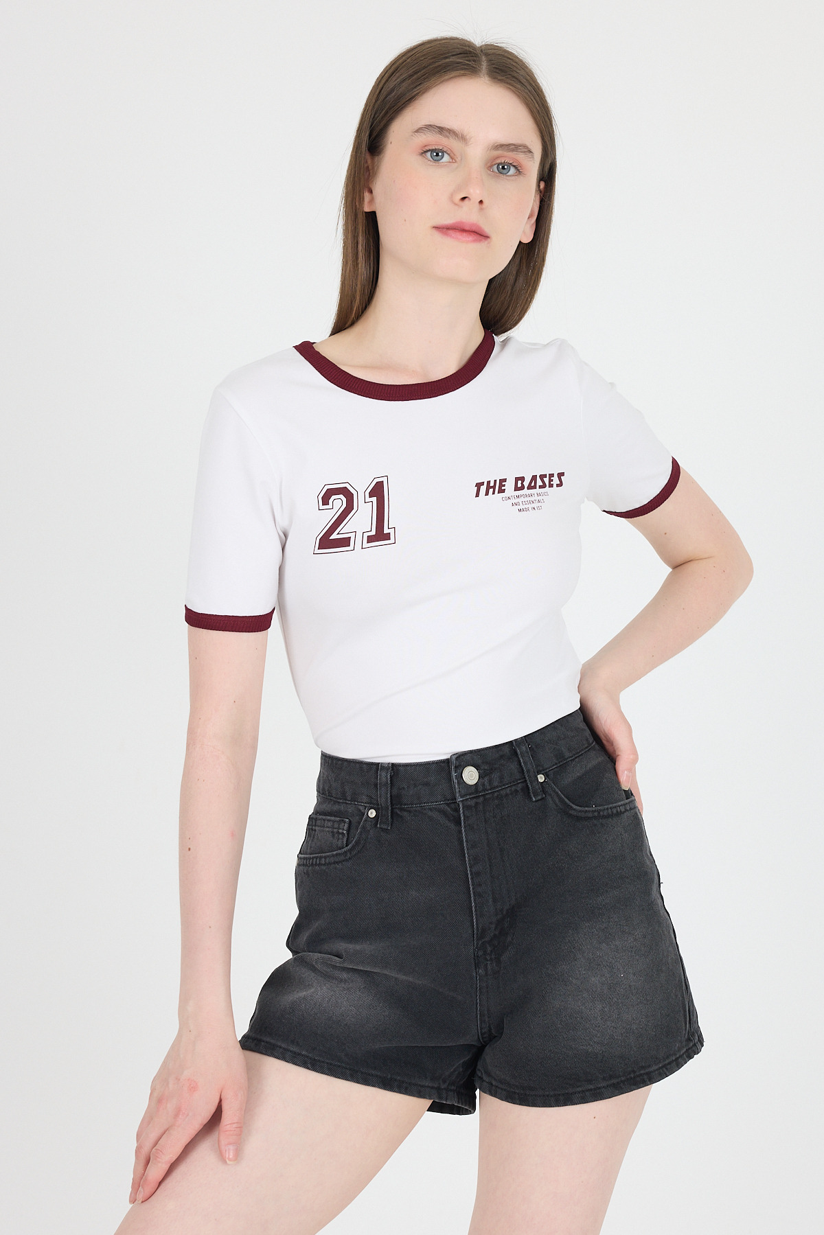 Beyaz Ribanalı Yazı Baskılı Slim Fit Tişört 5981 - RAYS
