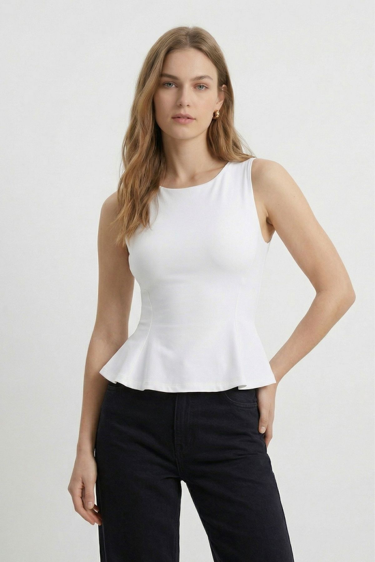 Beyaz Sıfır Kol Bisiklet Yaka Bluz 2785 - RAYS