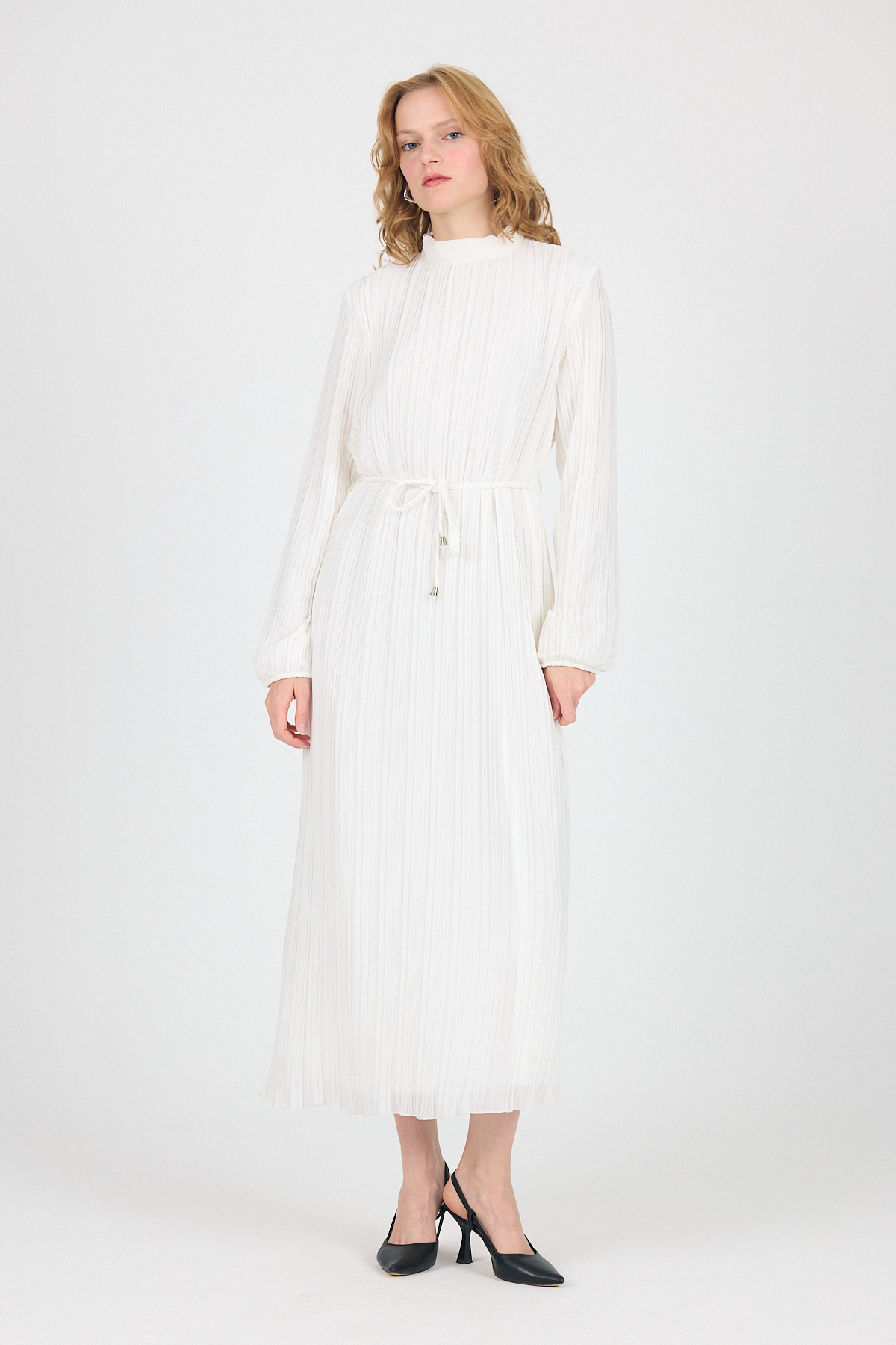 Beyaz Şifon Uzun Kollu Pileli Bel Bağlamalı Midi Elbise 020 