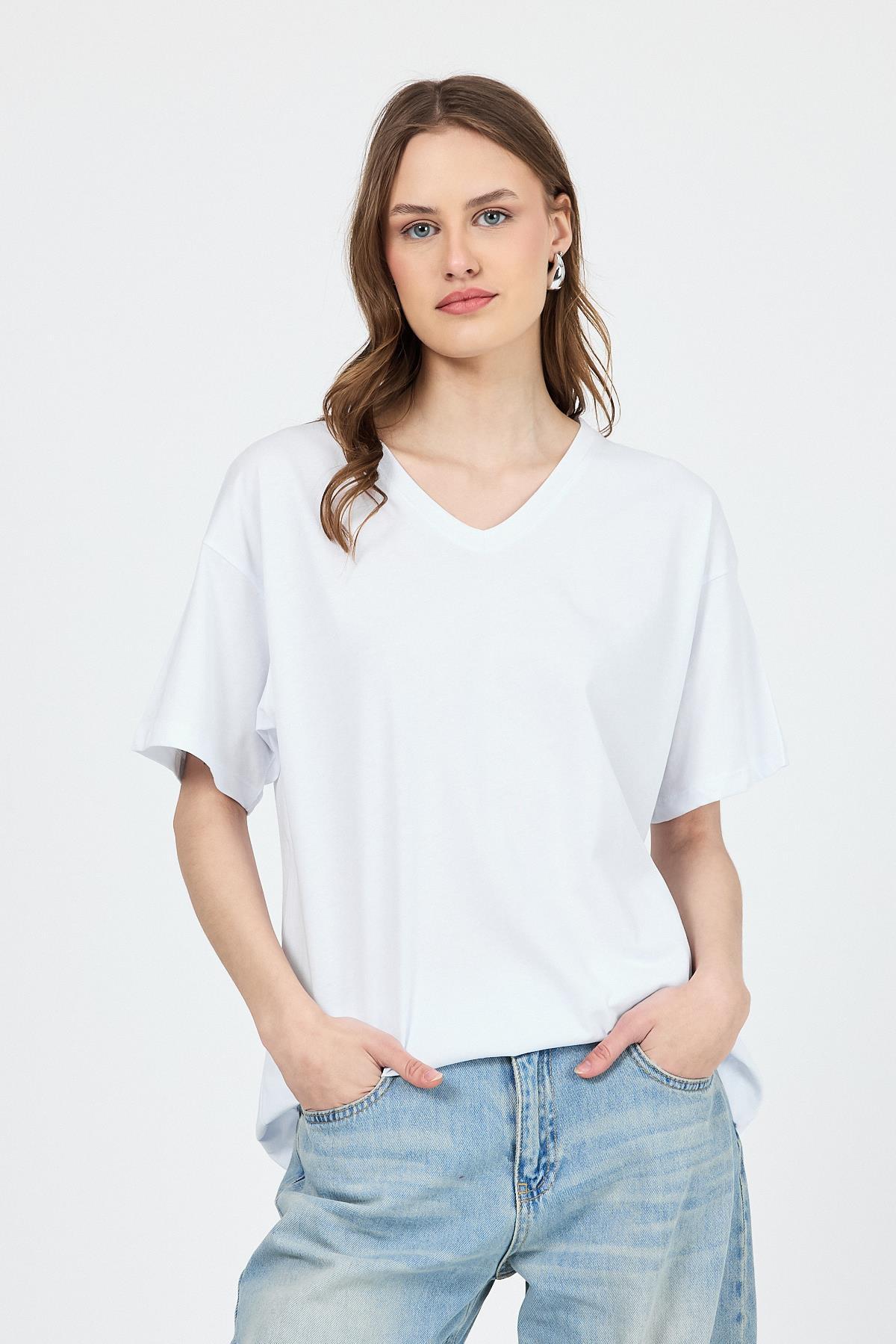 Beyaz V Yaka %100 Pamuk Comfort Fit Tişört 2143M 
