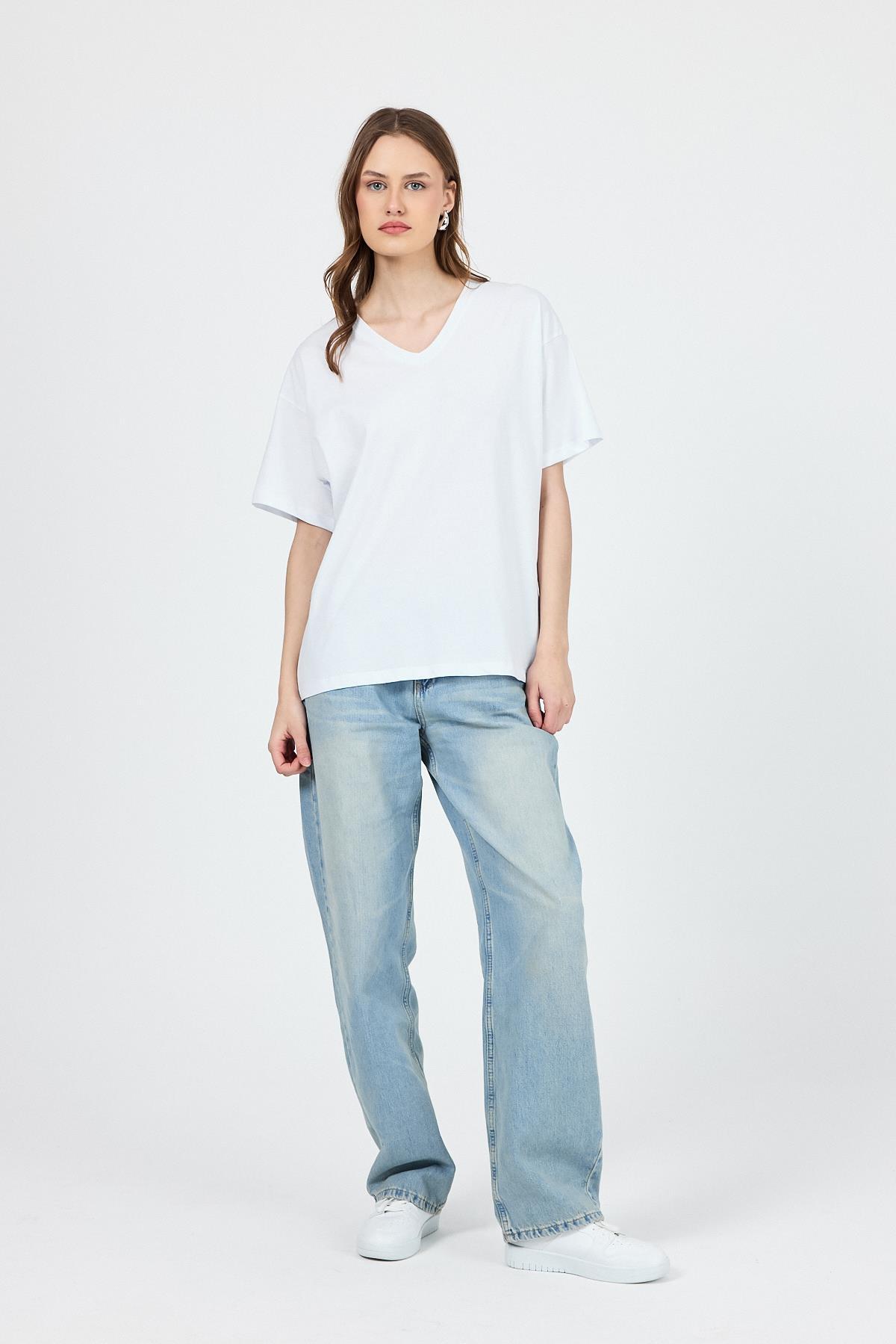 Beyaz V Yaka %100 Pamuk Comfort Fit Tişört 2143M - 8