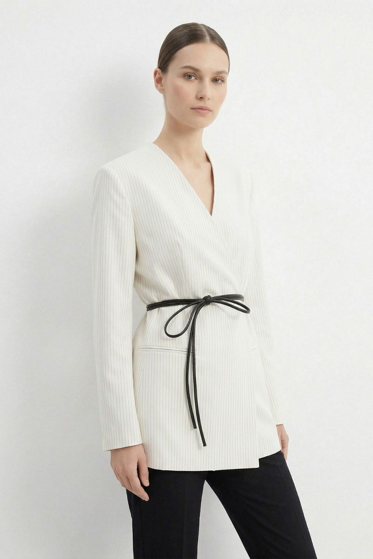 Beyaz V Yaka Kemerli Çizgili Ceket 7486 - 3