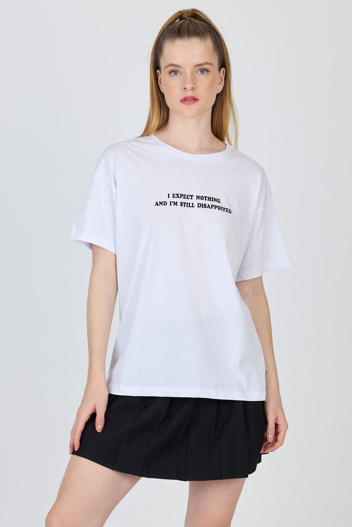 Beyaz Yazı Baskılı %100 Pamuk Oversize Tişört 2150-8M - 2