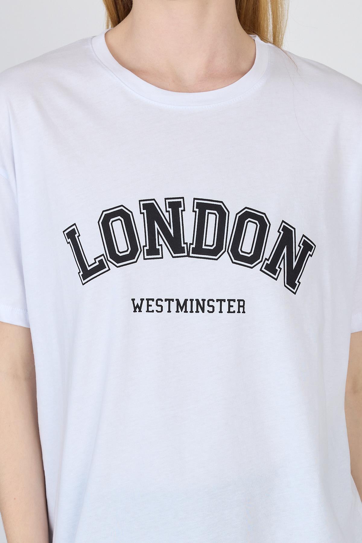 Beyaz Yazı Baskılı %100 Pamuk Oversize Tişört 2150-9M - RAYS