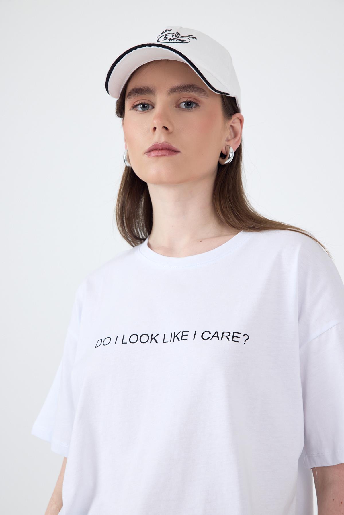 Beyaz Yazı Baskılı Oversize Pamuklu Tişört 2150-5M - 4