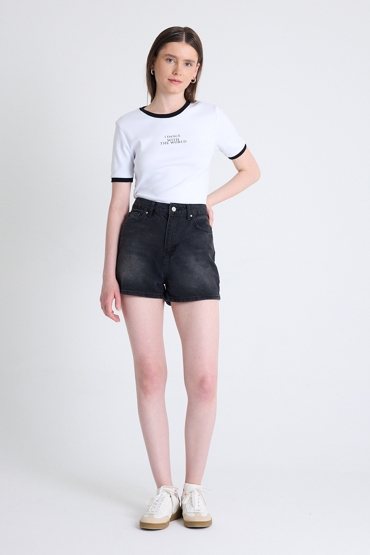 Beyaz Yazı Baskılı Relaxed Fit Tişört 5793 - 3