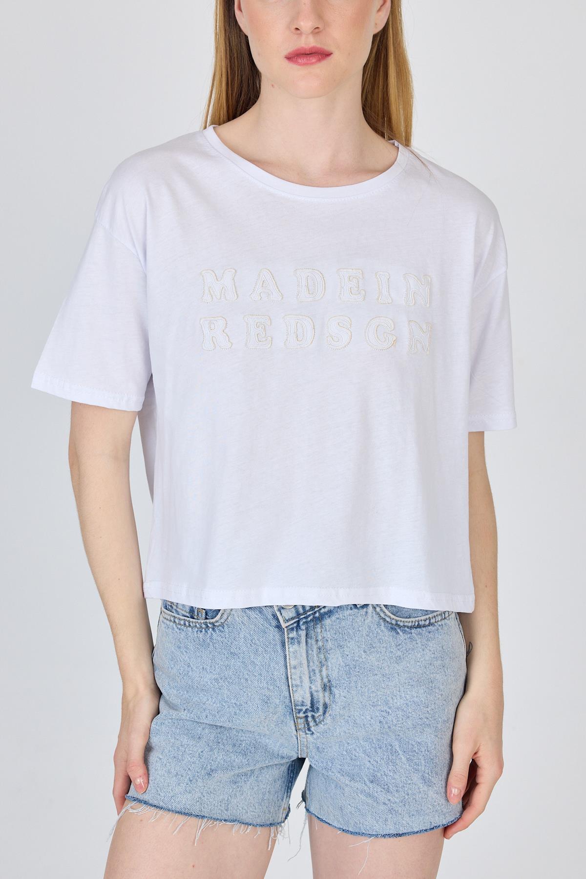 Beyaz Yazı Nakışlı Crop Tişört 25259 - 3