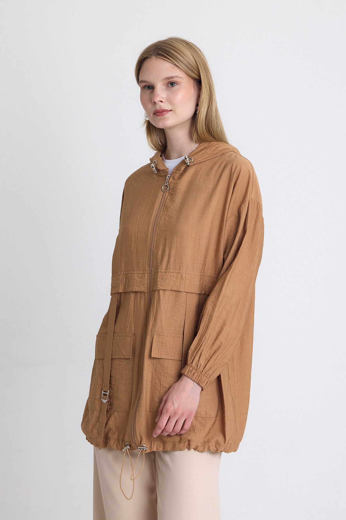 Bisküvi Kapüşonlu Cepli Fermuarlı Kap 4572A - RAYS (1)